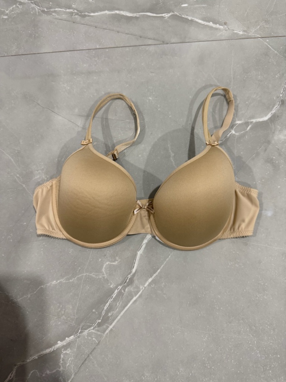 Chantelle Smooth Nude T-Shirt Bra - Beige 34C